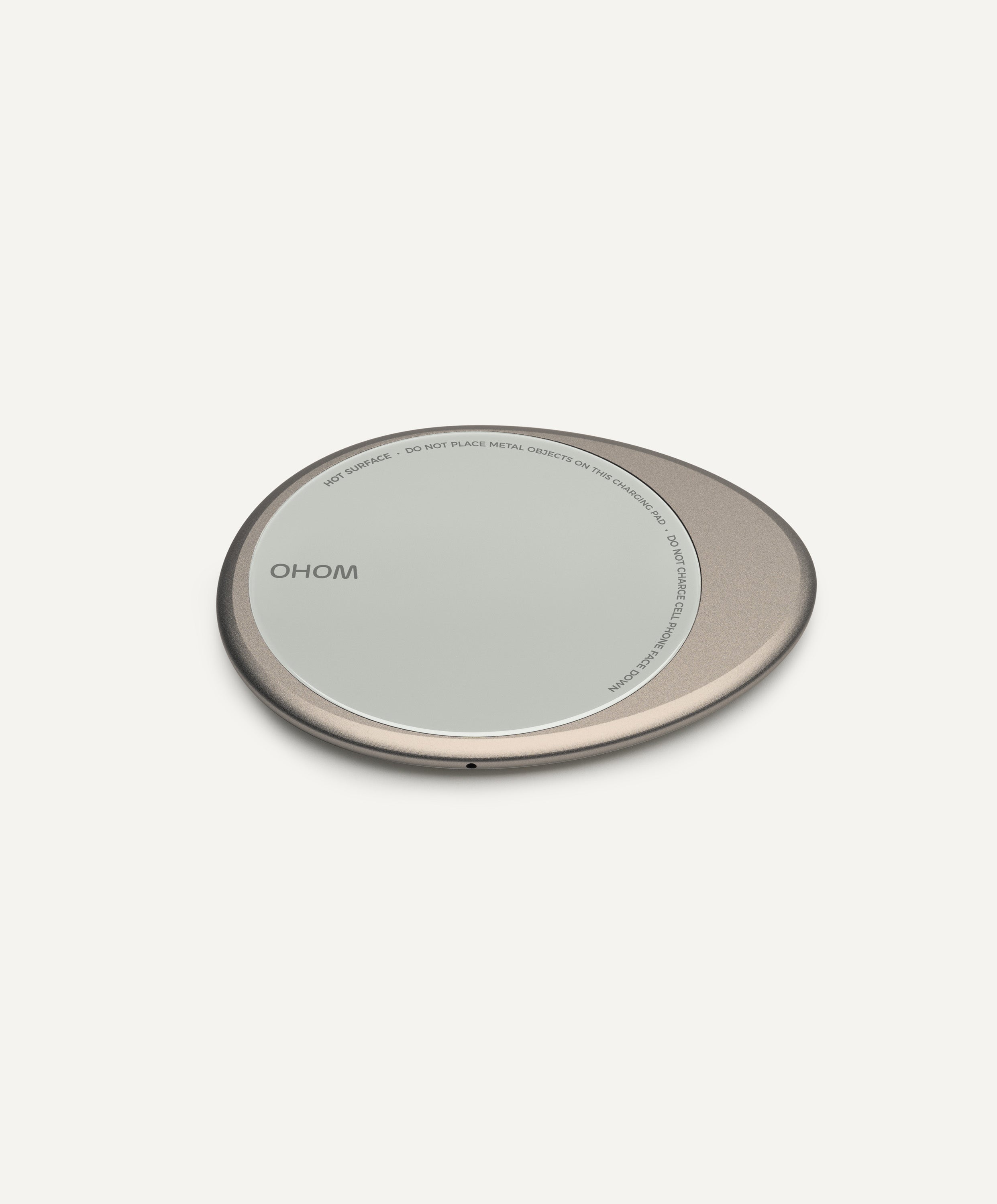 OHOM Pad 3 anodized aluminum alloy and tempered glass charging pad in Cosmic Silver