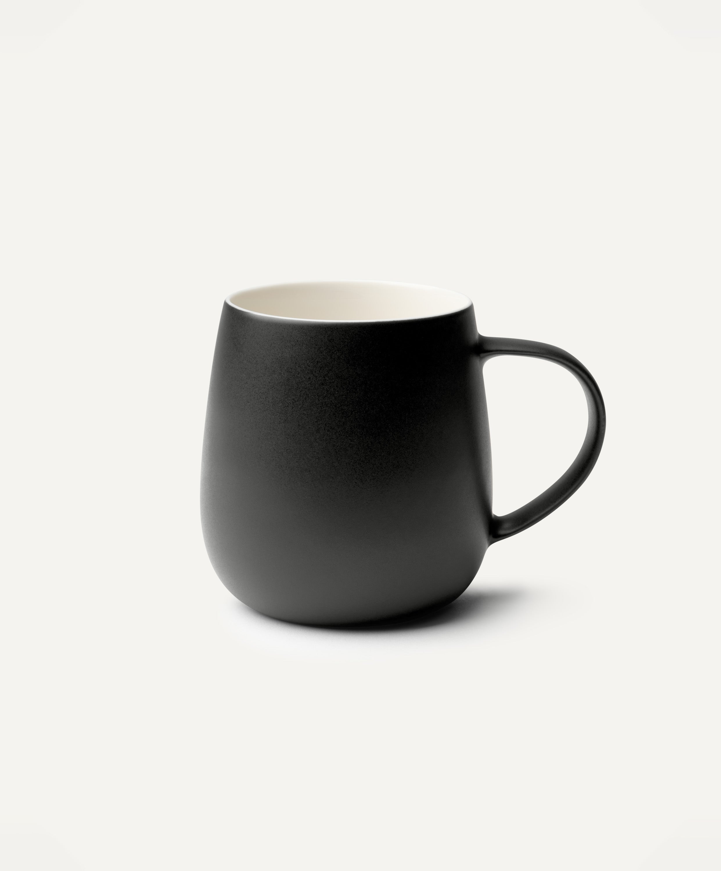 Ui 3 Self-Heating Ceramic Mug 12 fl oz / 355 mL in Inkstone Black