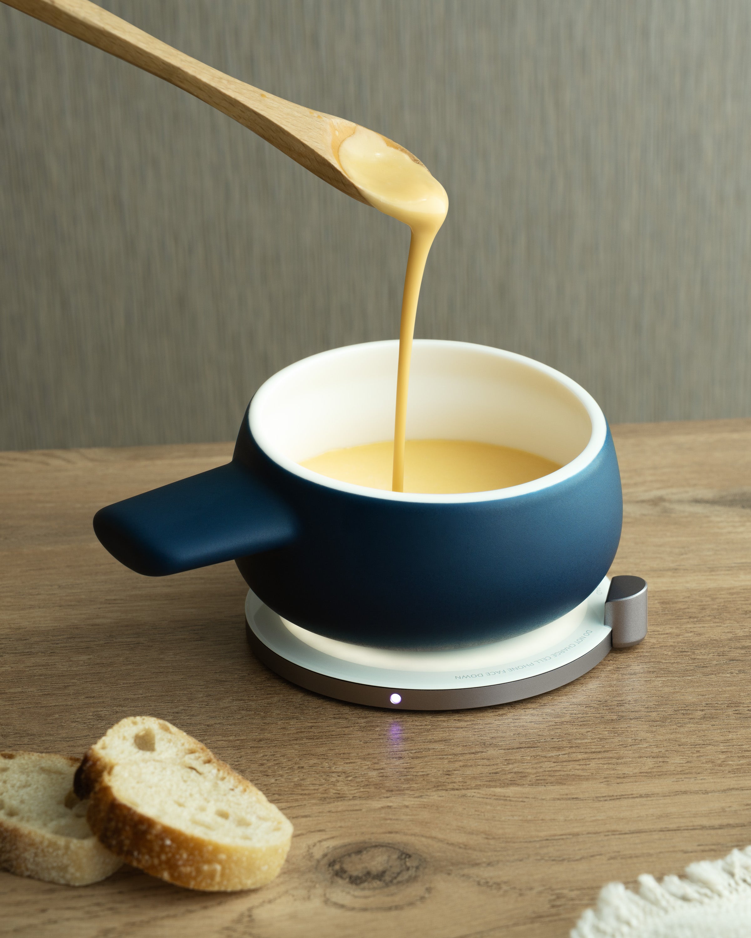 Fondi Self-heating Fondue Set - Deep Navy